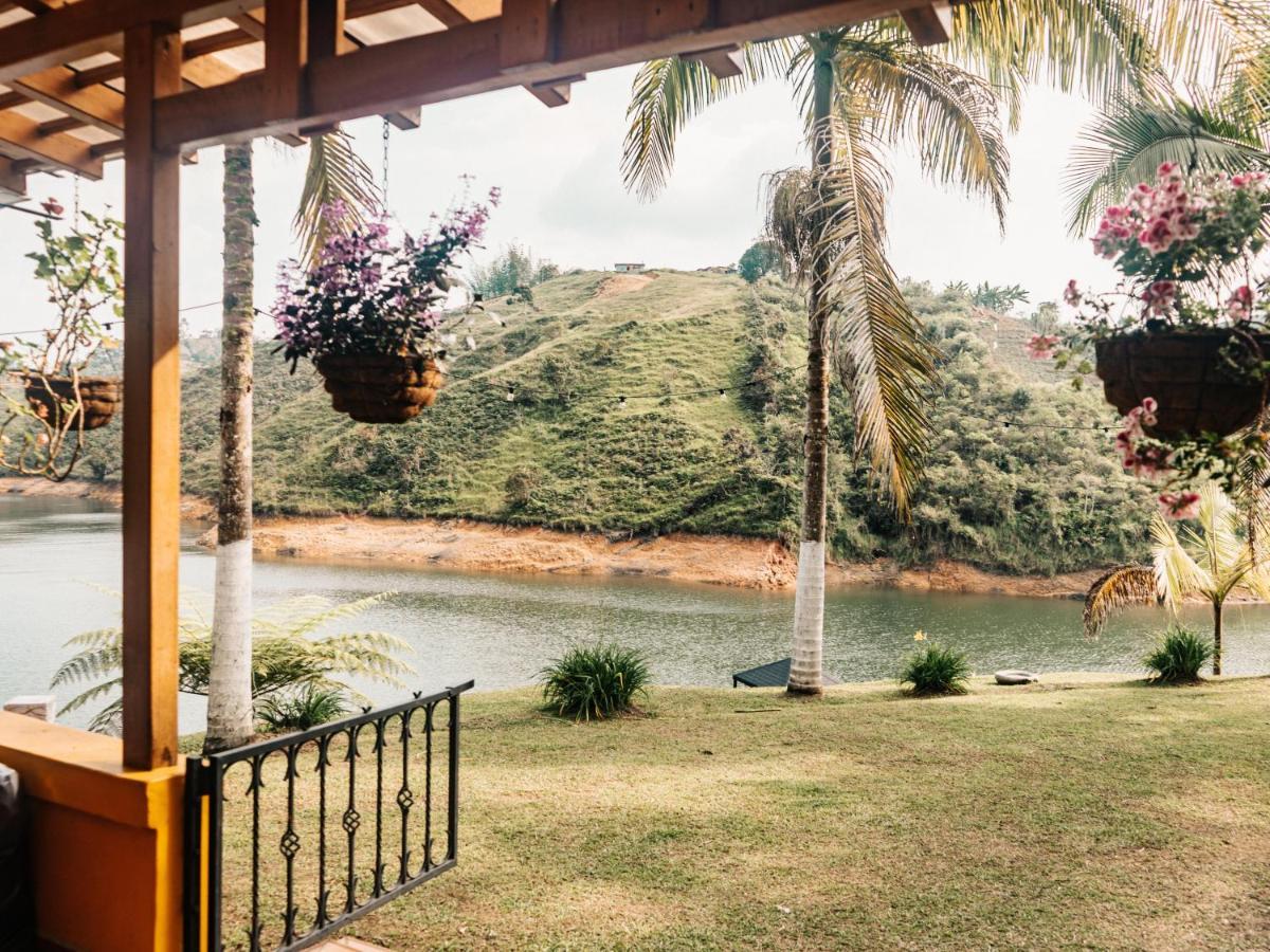 Volare Guatape Islaホステル エクステリア 写真